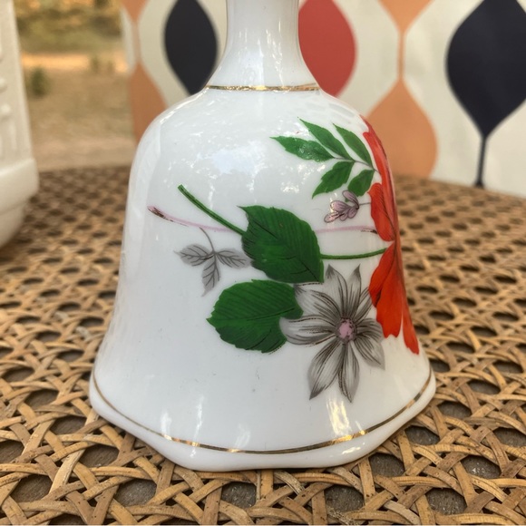 Porcelain Red Rose Floral Bell w/Gold Accents Vintage - Picture 10 of 13